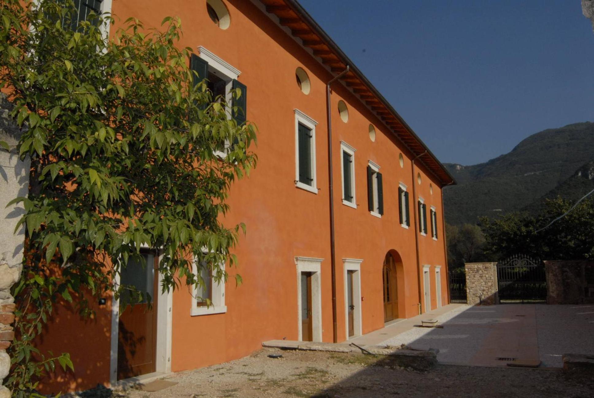 Agriturismo Al Palazzo Rivalta di Brentino Екстериор снимка